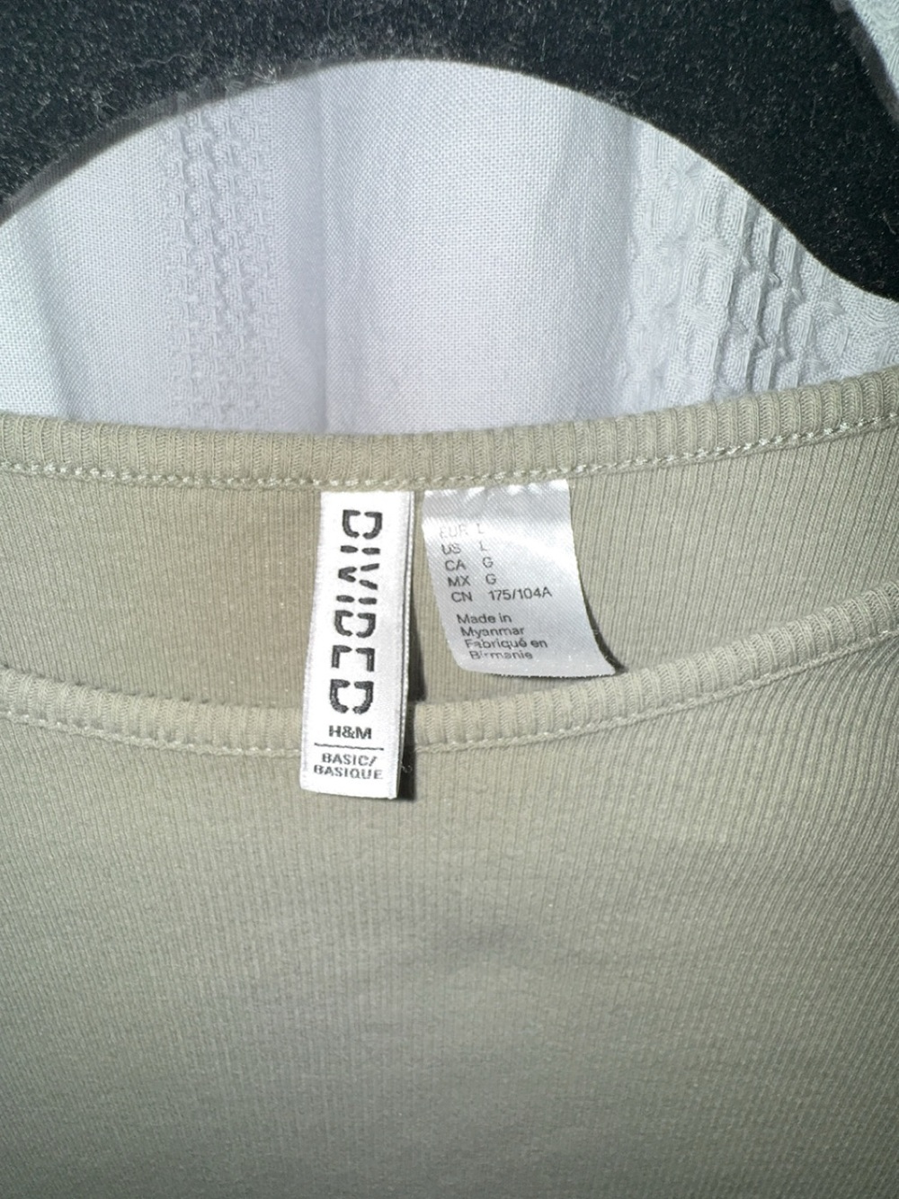 H&M Light Beige Ribbed Crop Tee - Picture 2 of 3
